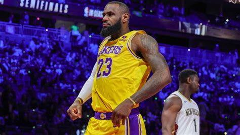 Lakers vs. Pelicans score, takeaways: LeBron James dominates to lead L.